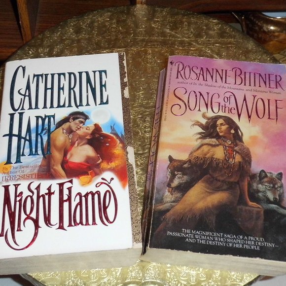 Books - (set/2) -  "Night Flames"  &  "Song of the Wolf" - Picture 1 of 1